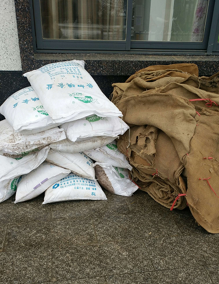 常德市康都物業(yè)服務(wù)有限公司,常德保安服務(wù)公司,保潔服務(wù),綠化服務(wù),搬運(yùn)服務(wù),墻外高空清洗服務(wù)